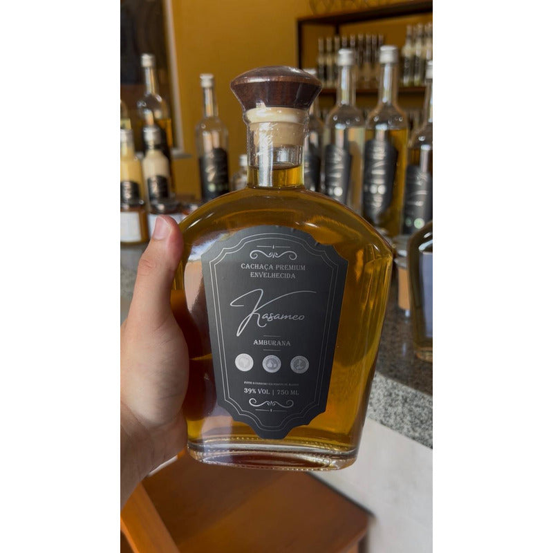 Cachaça Kasameo Envelhecida No Barril De Amburana