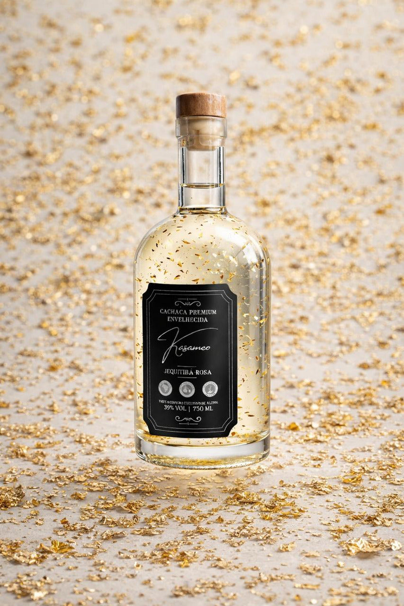 Cachaça Ouro Kasameo Envelhecida No Barril Jequitibá Rosa