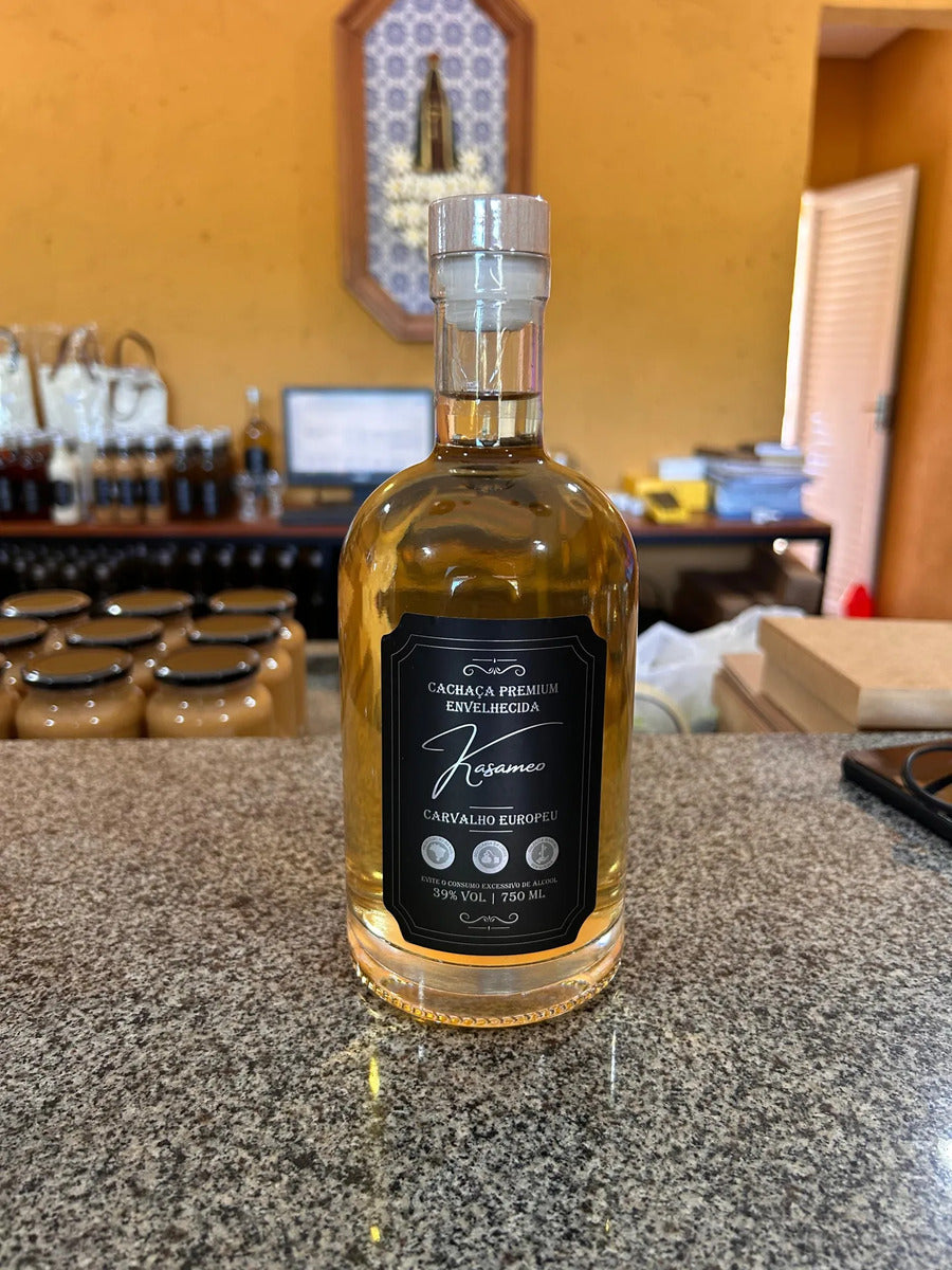 Cachaça Kasameo Envelhecida No Barril De Carvalho Europeu