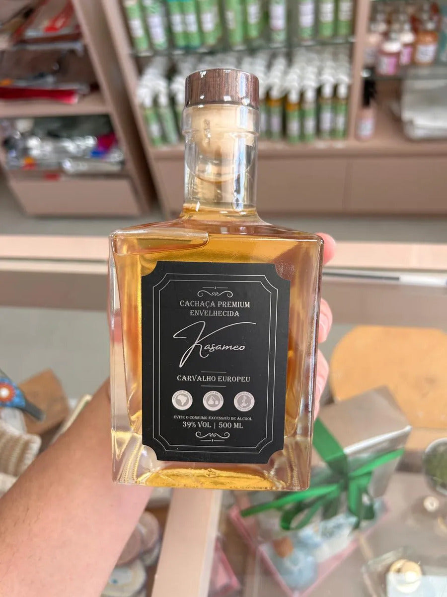 Cachaça Kasameo Envelhecida No Barril De Carvalho Europeu