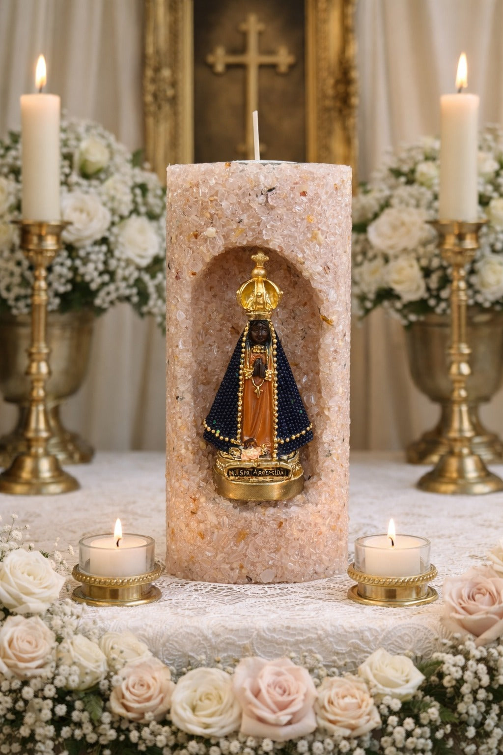 Vela Aromática Nossa Senhora Aparecida em Quartzo Rosa – Escultura Religiosa e Aromaterapia